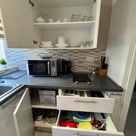 Daire And Modern St Julians Saint Julian's