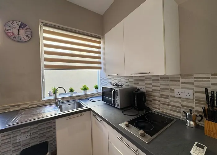 Lägenhet And Modern St Julians